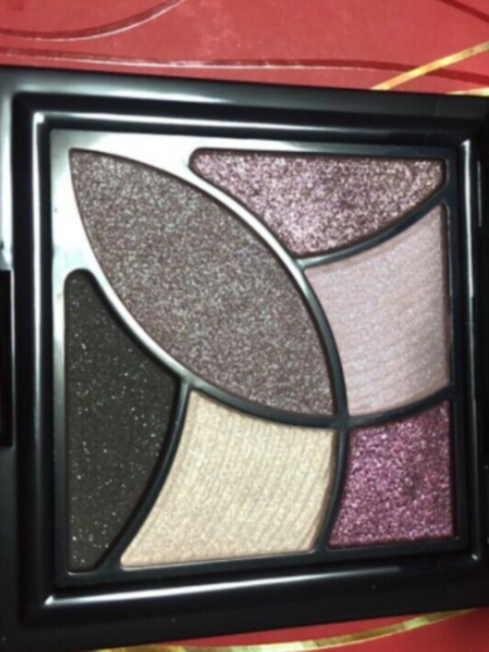Estee Lauder Instant Intense Eyeshadow, Total Net Weight .12 oz/3.5g